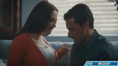 ရင်သပ်ရှုမောဖွယ်ကောင်းသော မိခင်နှင့် ရိုမန်းတစ်လိင်ဆက်ဆံခြင်း။